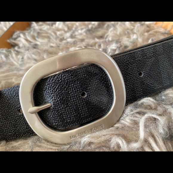 Michael kors Beltđź’•